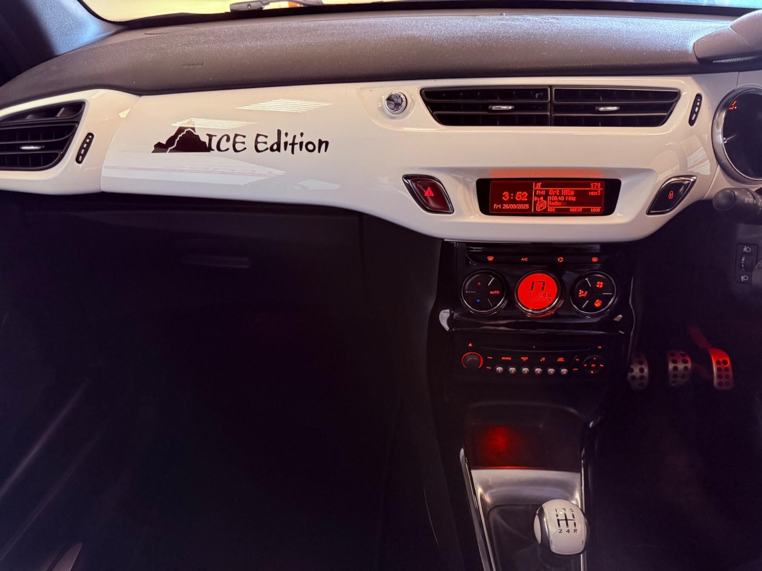 Used Citroen DS3 2015 for sale - 76832826: Photo 36