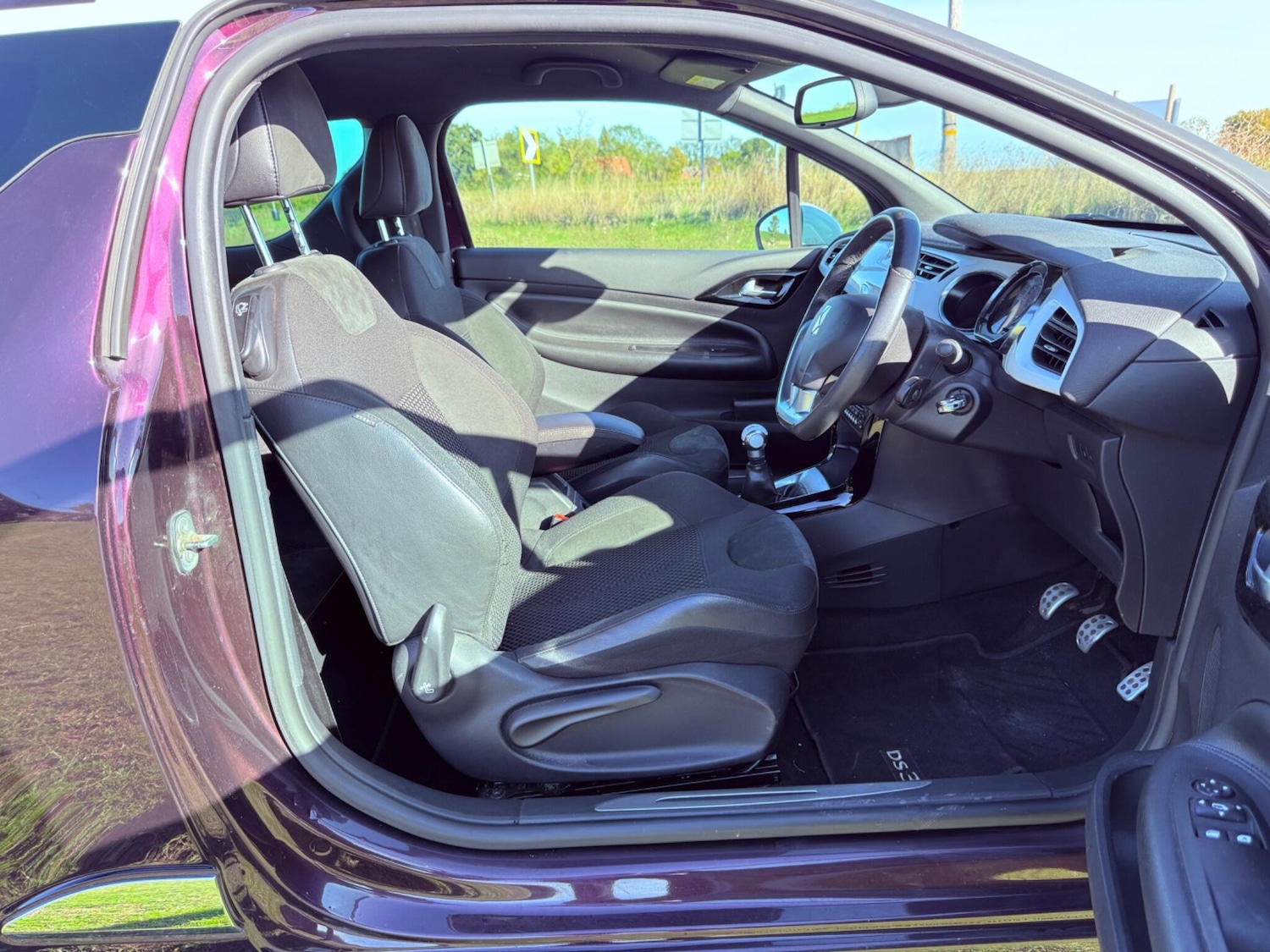 Used Citroen DS3 2015 for sale - 76832826: Photo 49