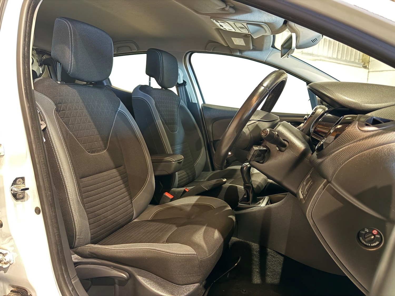 Used Renault Clio 2016 for sale - 76913470: Photo 22