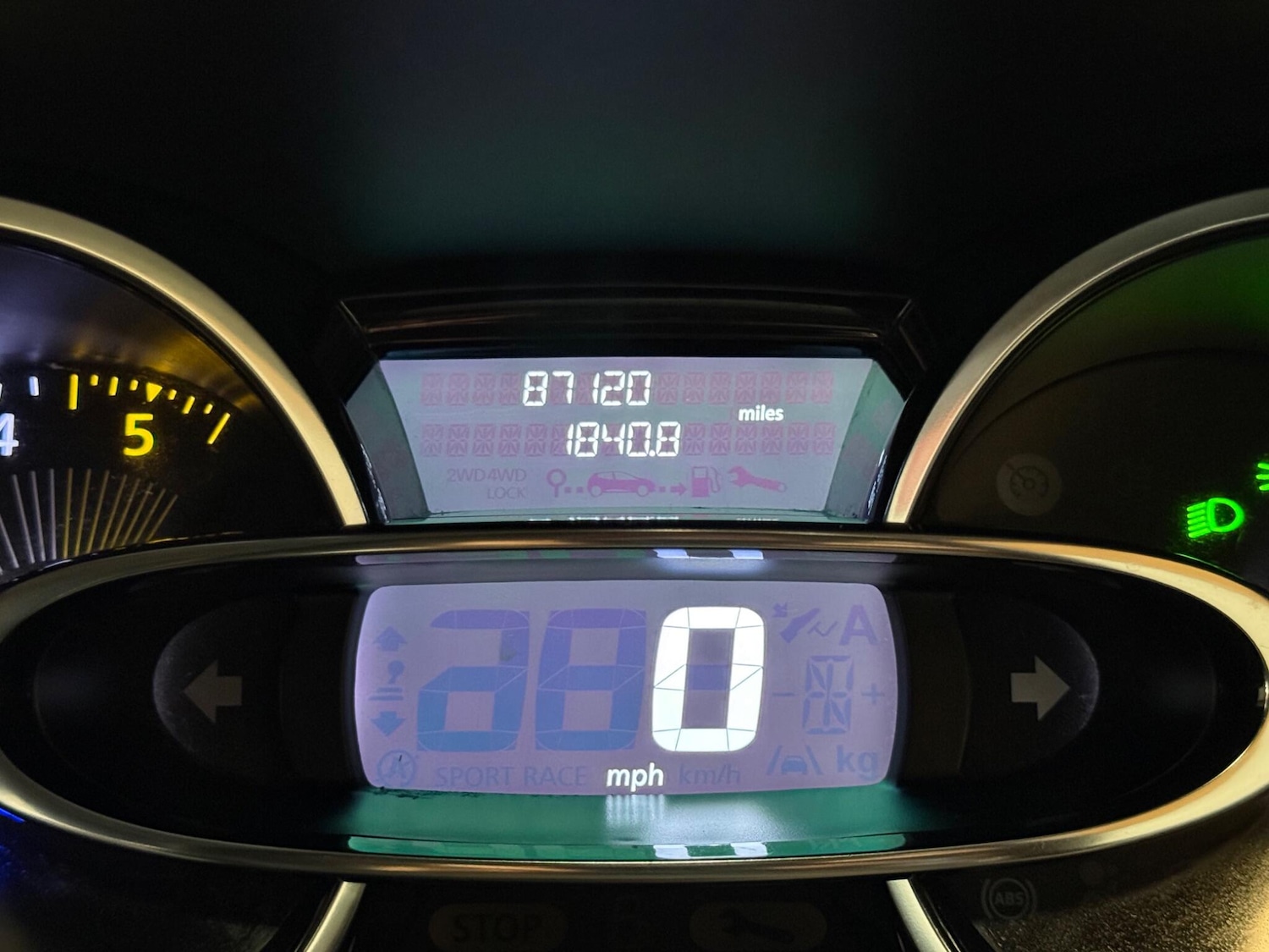 Used Renault Clio 2016 for sale - 76913470: Photo 31