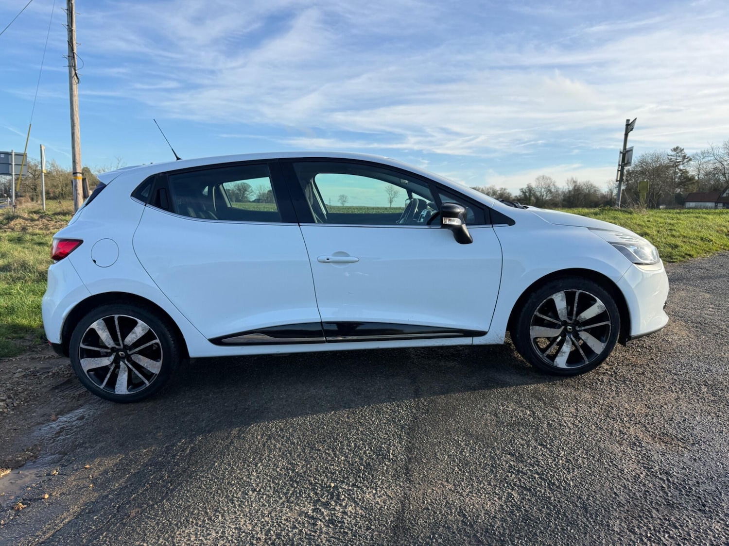 Used Renault Clio 2016 for sale - 76913470: Photo 47