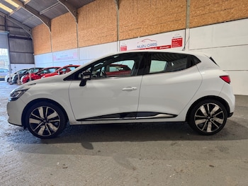 Used Renault Clio 2016 for sale - 76913470: Photo