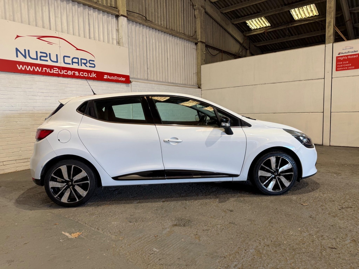 Used Renault Clio 2016 for sale - 76913470: Photo 8