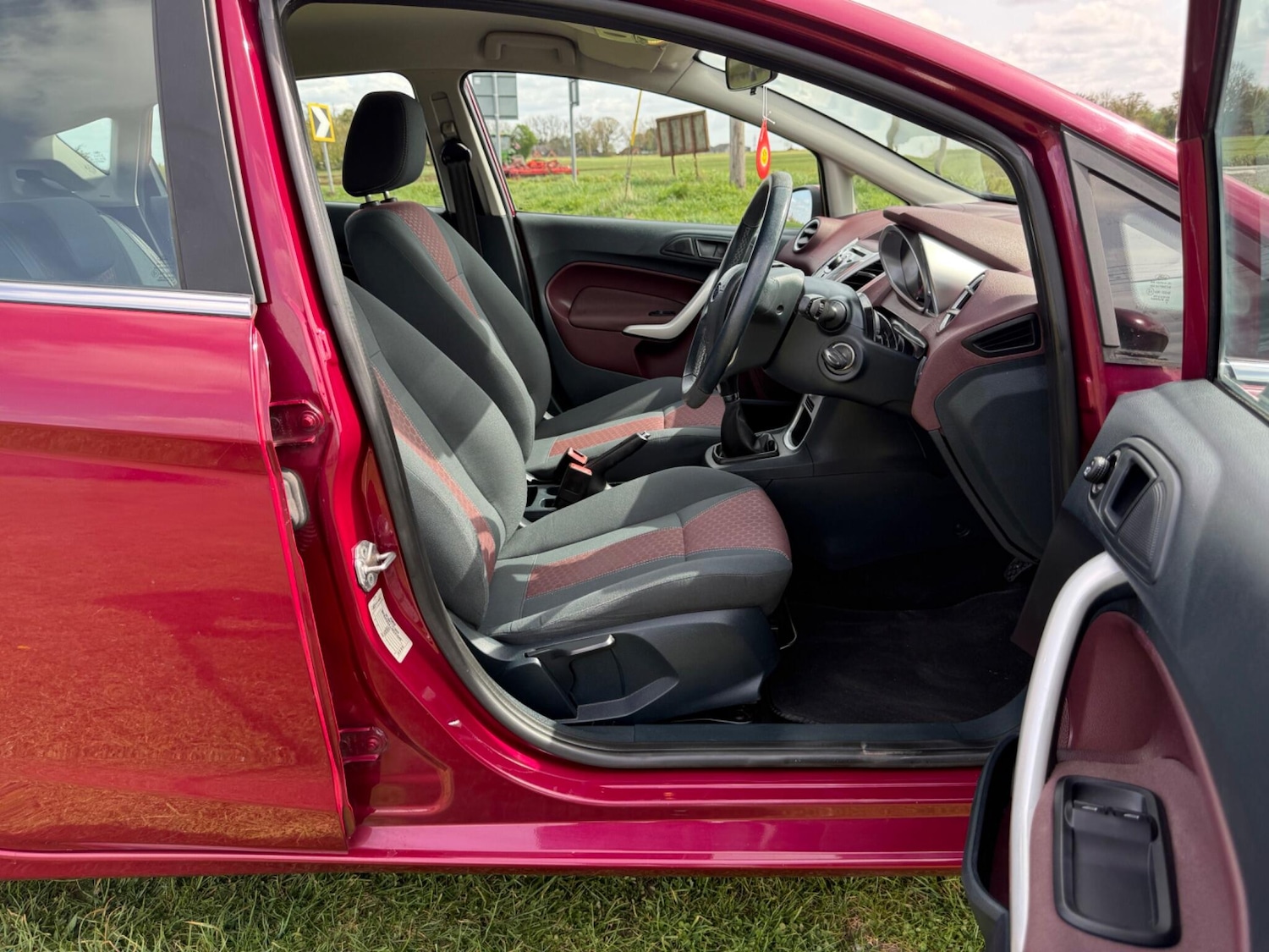 Used Ford Fiesta 2009 for sale - 78203841: Photo 46