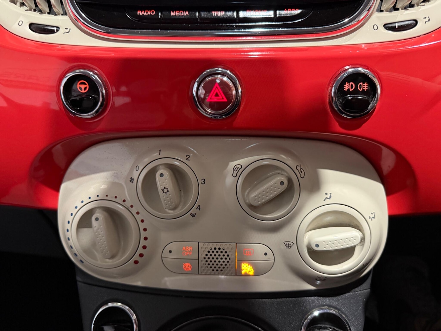 Used Fiat 500 2016 for sale - 76926045: Photo 33