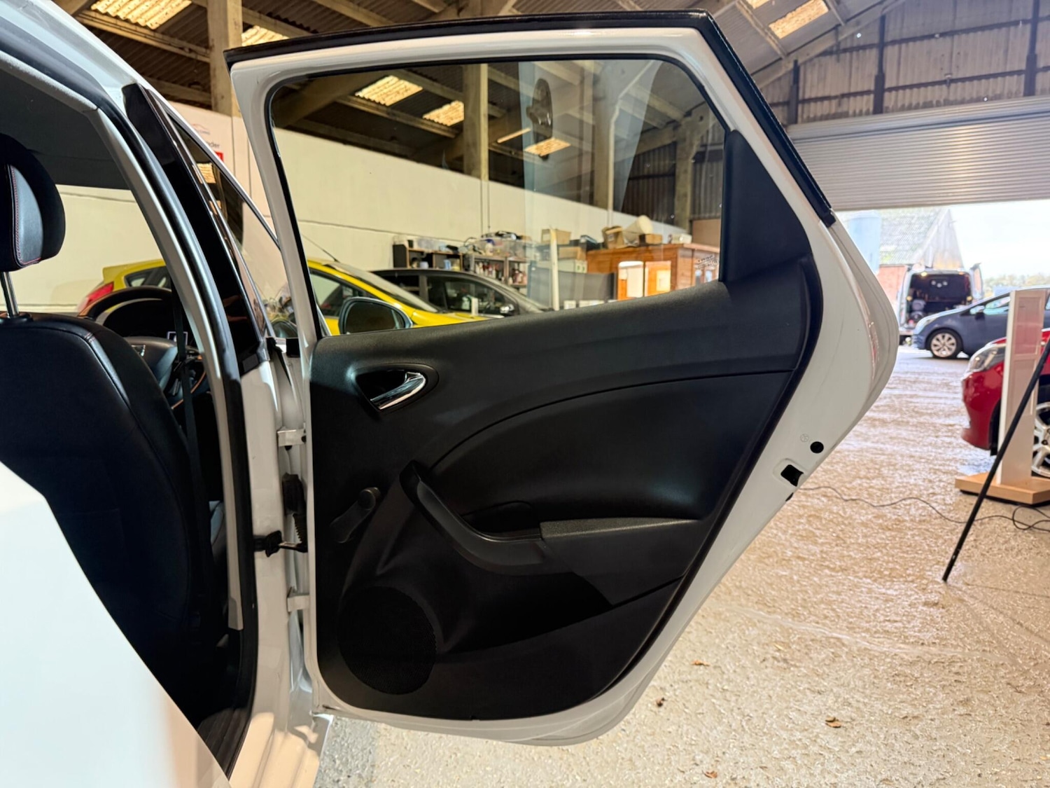 Used SEAT Ibiza 2016 for sale - 76832409: Photo 14