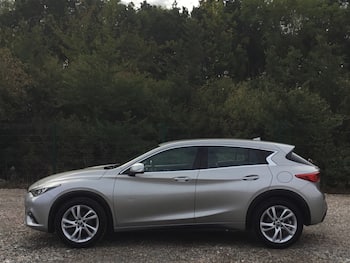 Used Infiniti Q30 2016 for sale - 79813870: Photo