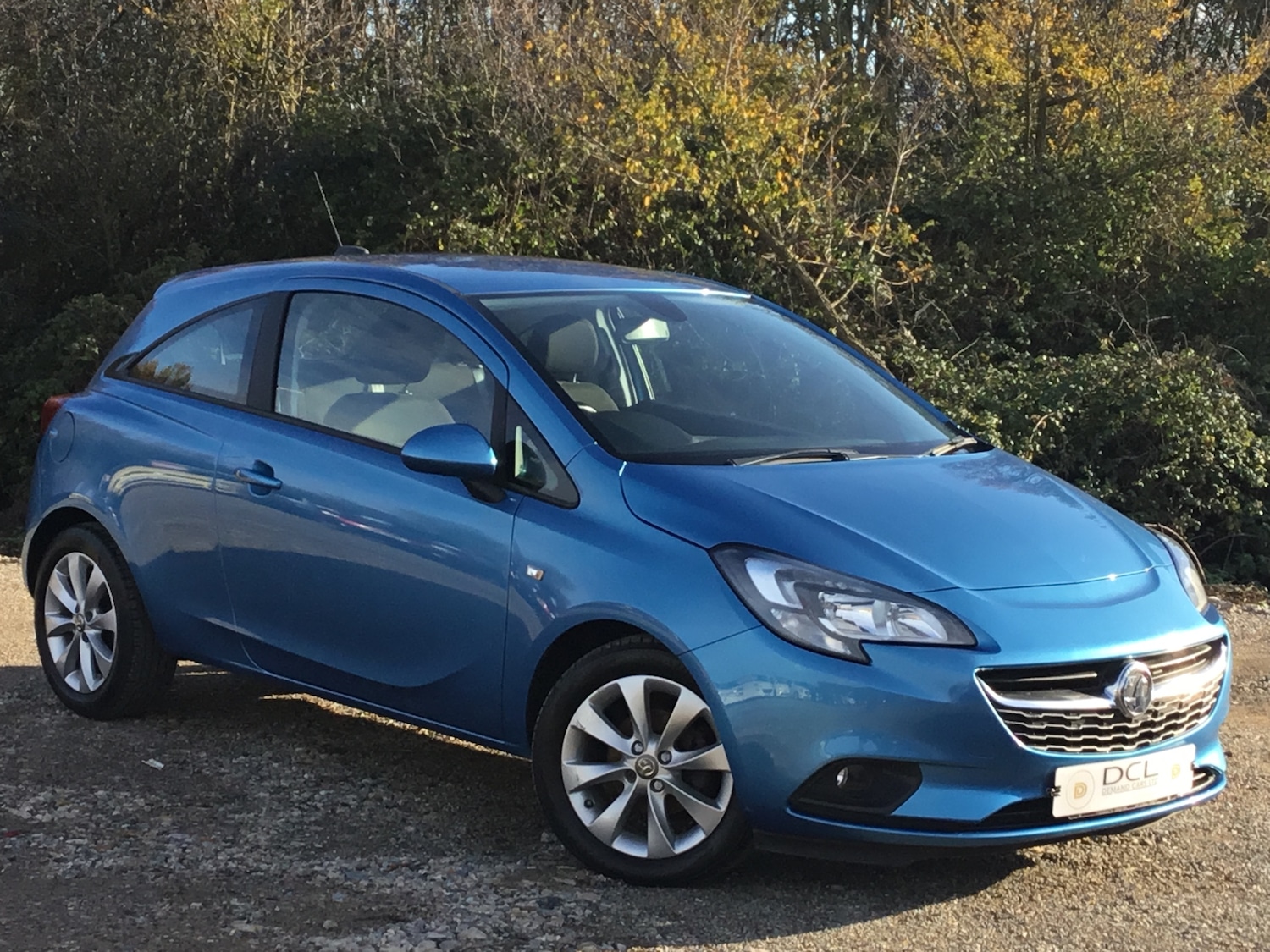 Used Vauxhall Corsa 2017 for sale - 76748948: Photo 3