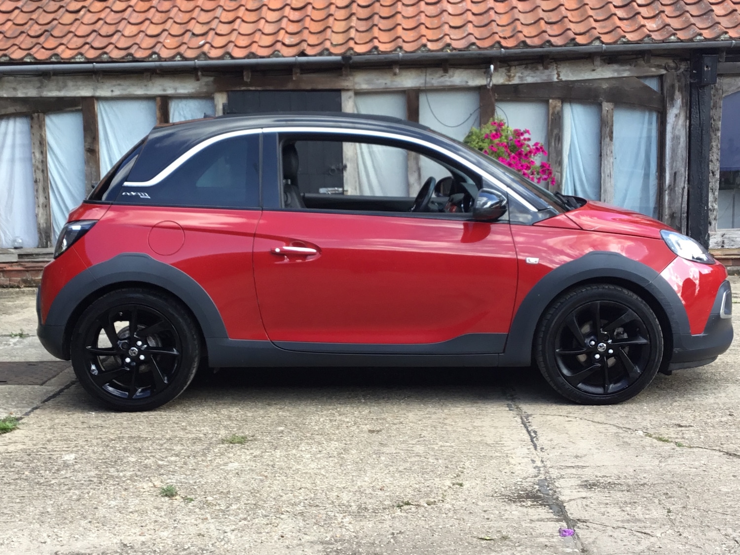 Used Vauxhall ADAM 2015 for sale - 77003719: Photo 4