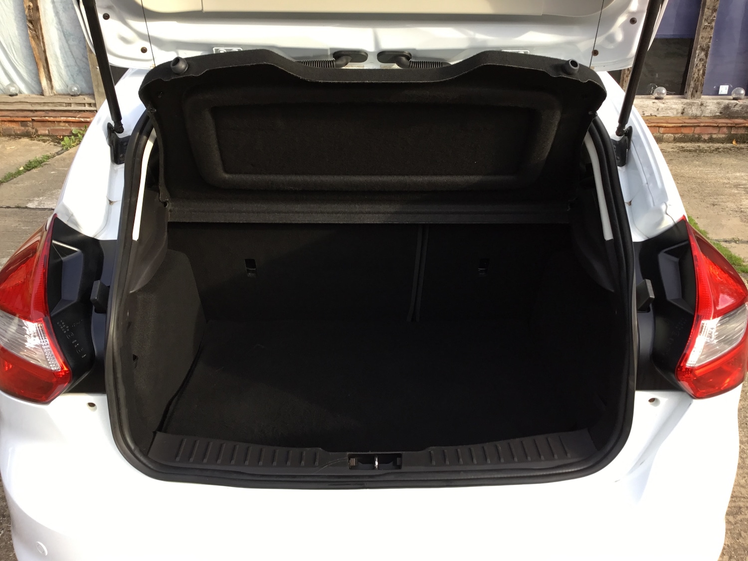 Used Ford Focus 2011 for sale - 76696760: Photo 18