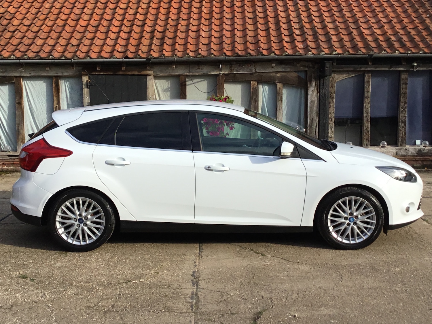 Used Ford Focus 2011 for sale - 76696760: Photo 4