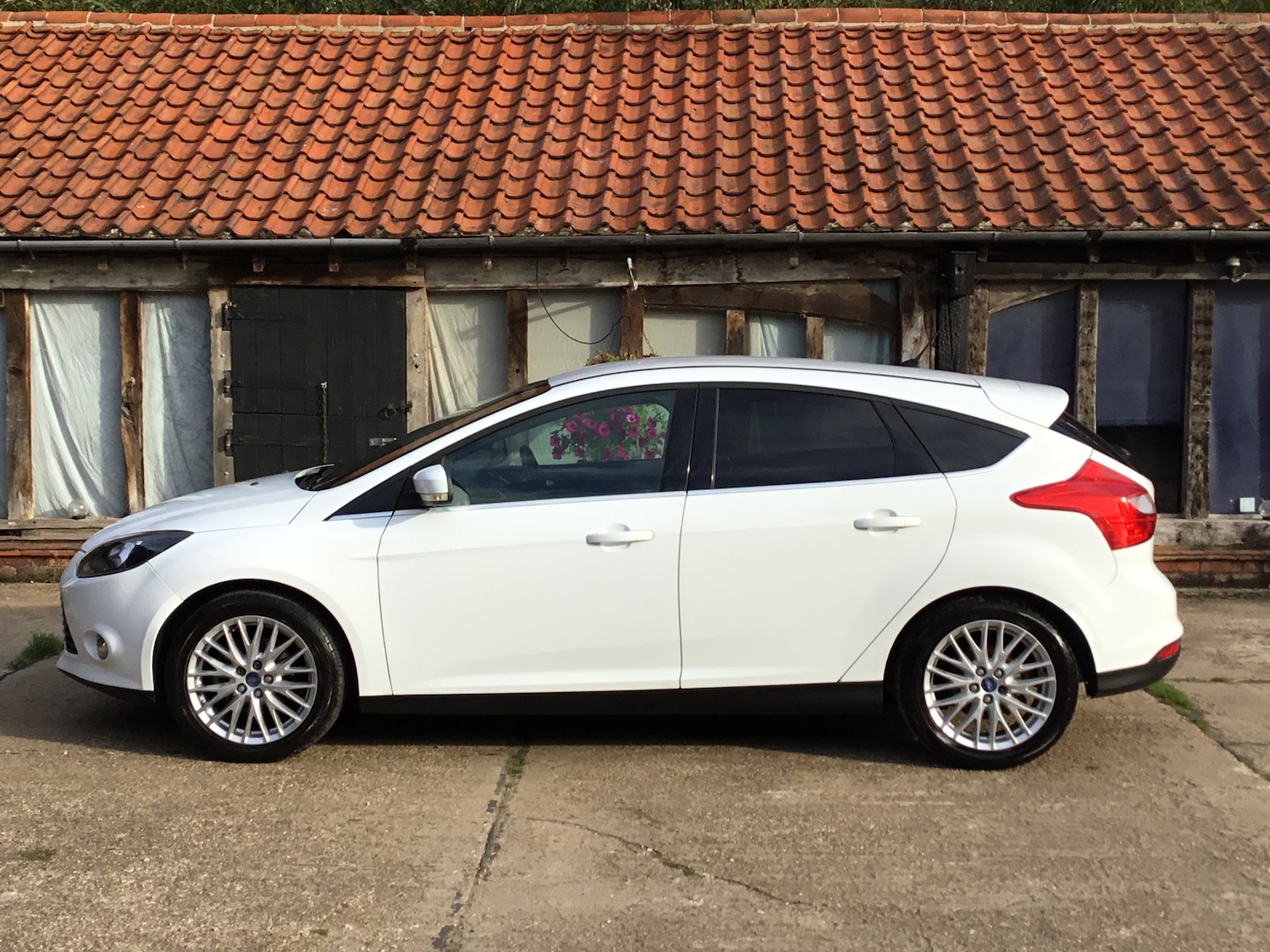 Used Ford Focus 2011 for sale - 76696760: Photo 8