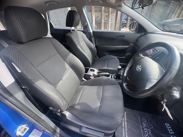 Used Hyundai i30 2010 for sale - 74851259: Photo 10
