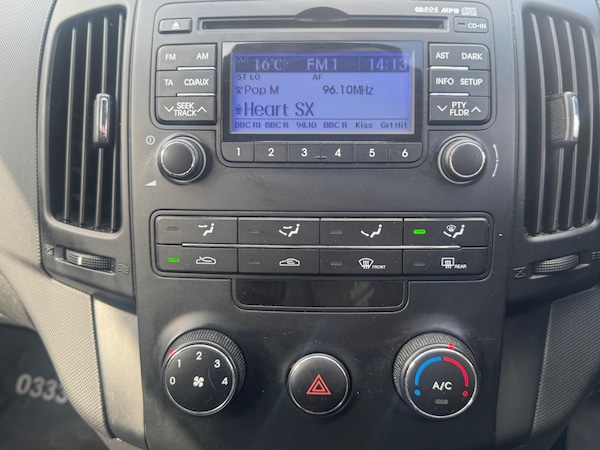 Used Hyundai i30 2010 for sale - 74851259: Photo 15