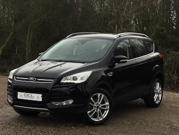 Used Ford Kuga 2015 for sale - 76960349: Photo