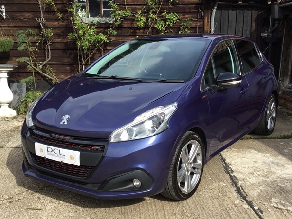 Used Peugeot 208 2017 for sale - 76181259: Photo 1