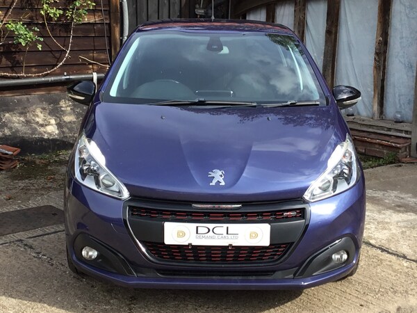 Used Peugeot 208 2017 for sale - 76181259: Photo 2