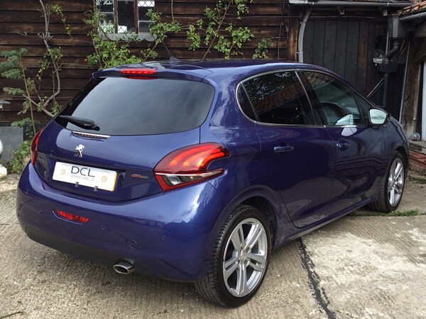 Used Peugeot 208 2017 for sale - 76181259: Photo 5