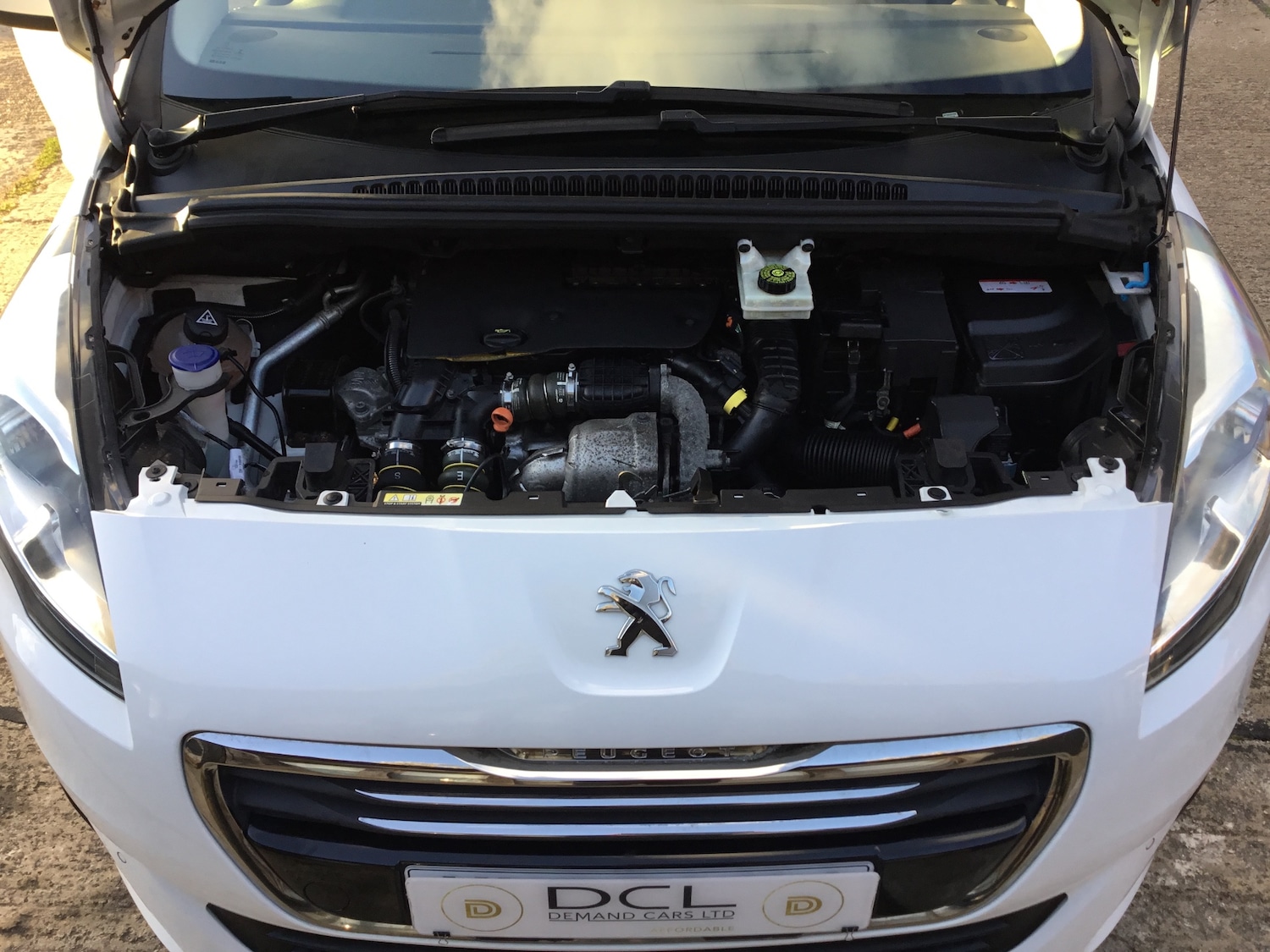 Used Peugeot 5008 2015 for sale - 76436466: Photo 19