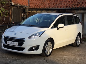 Used Peugeot 5008 2015 for sale - 76436466: Photo