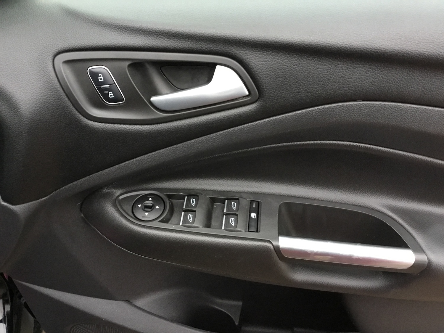 Used Ford Kuga 2017 for sale - 77160818: Photo 17