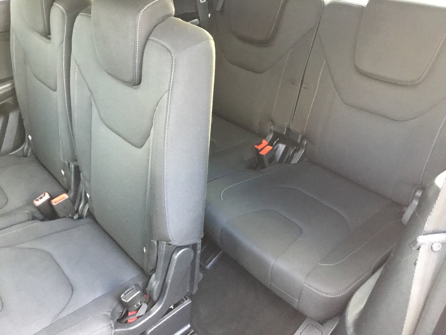 Used Ford S-Max 2017 for sale - 77046471: Photo 12