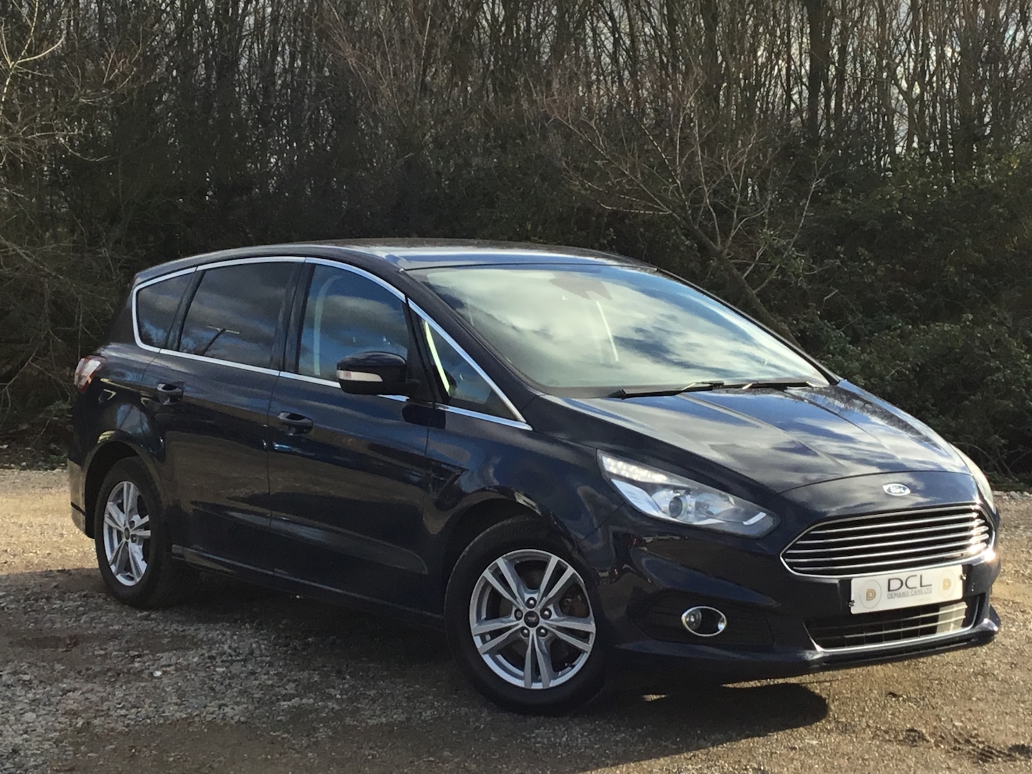 Used Ford S-Max 2017 for sale - 77046471: Photo 3