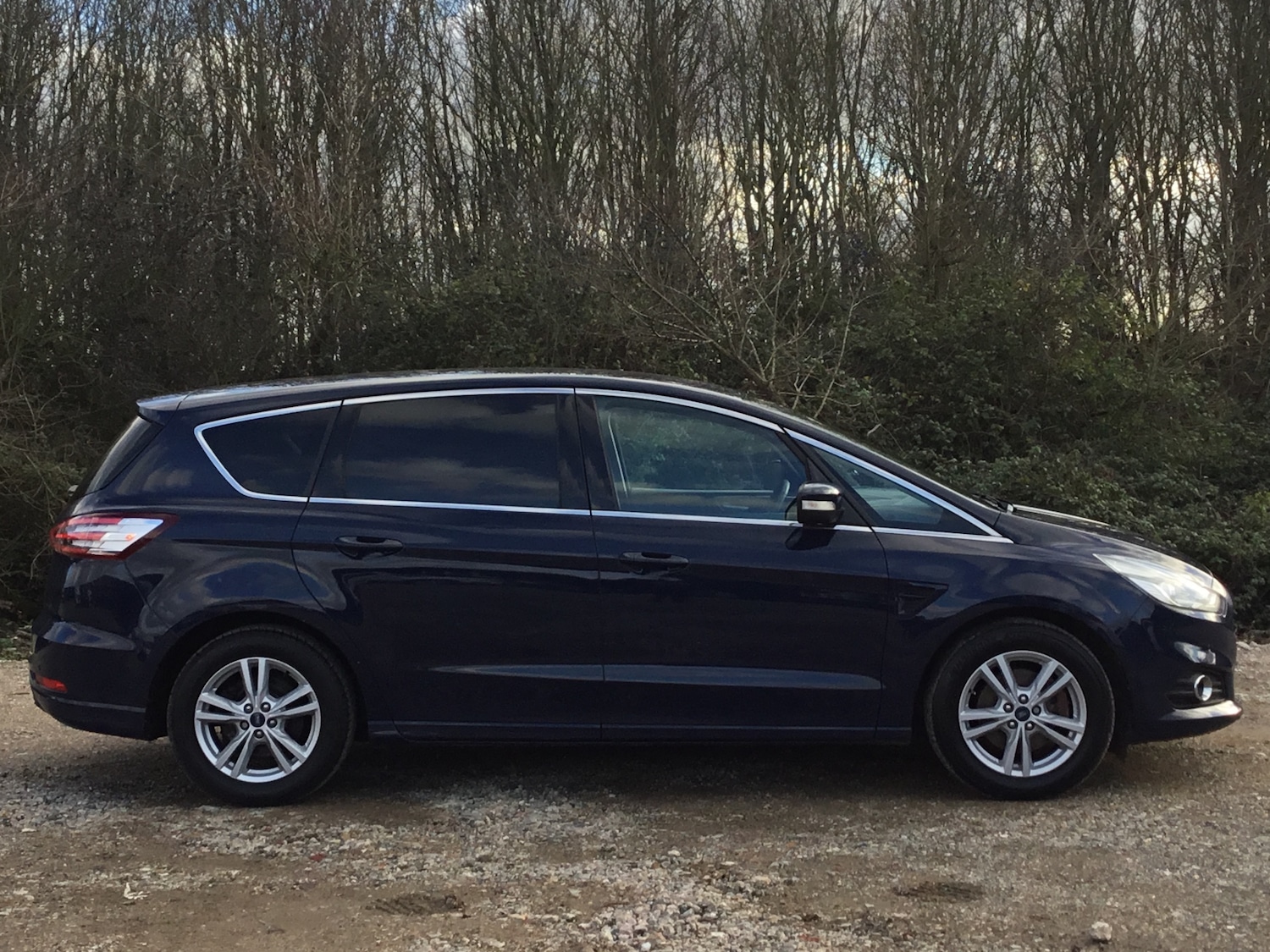 Used Ford S-Max 2017 for sale - 77046471: Photo 4