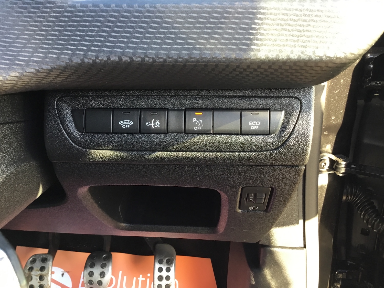 Used Peugeot 2008 2014 for sale - 77220592: Photo 19