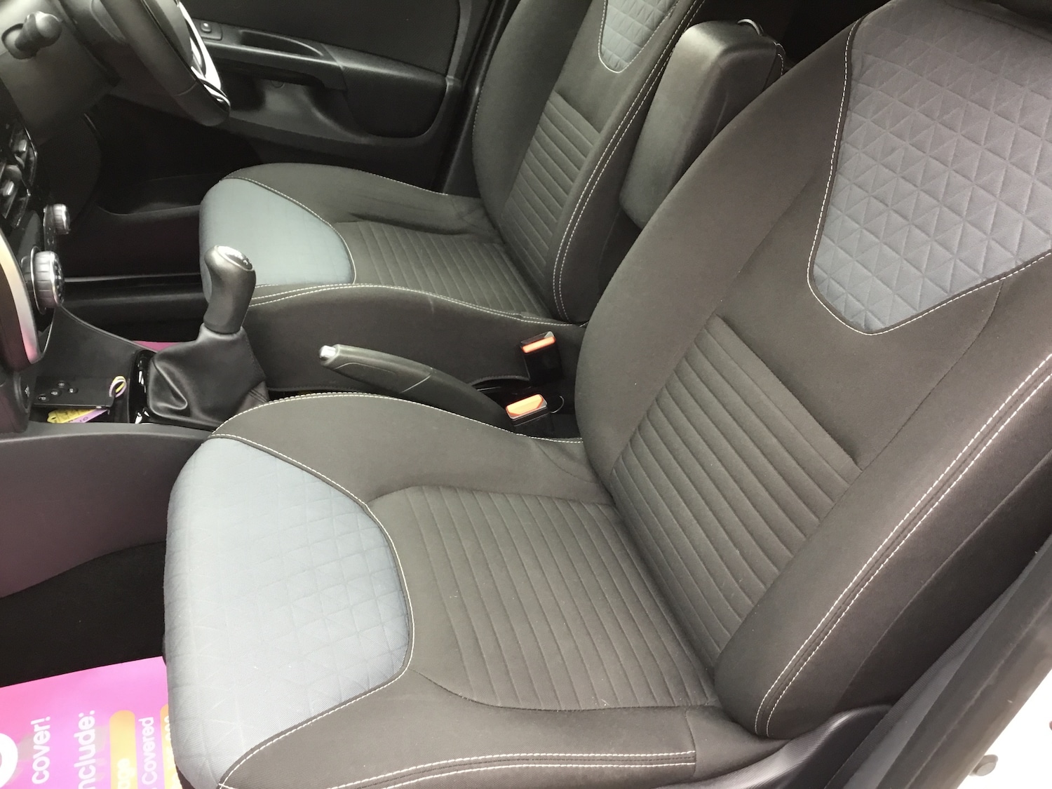 Used Renault Clio 2015 for sale - 76578125: Photo 12