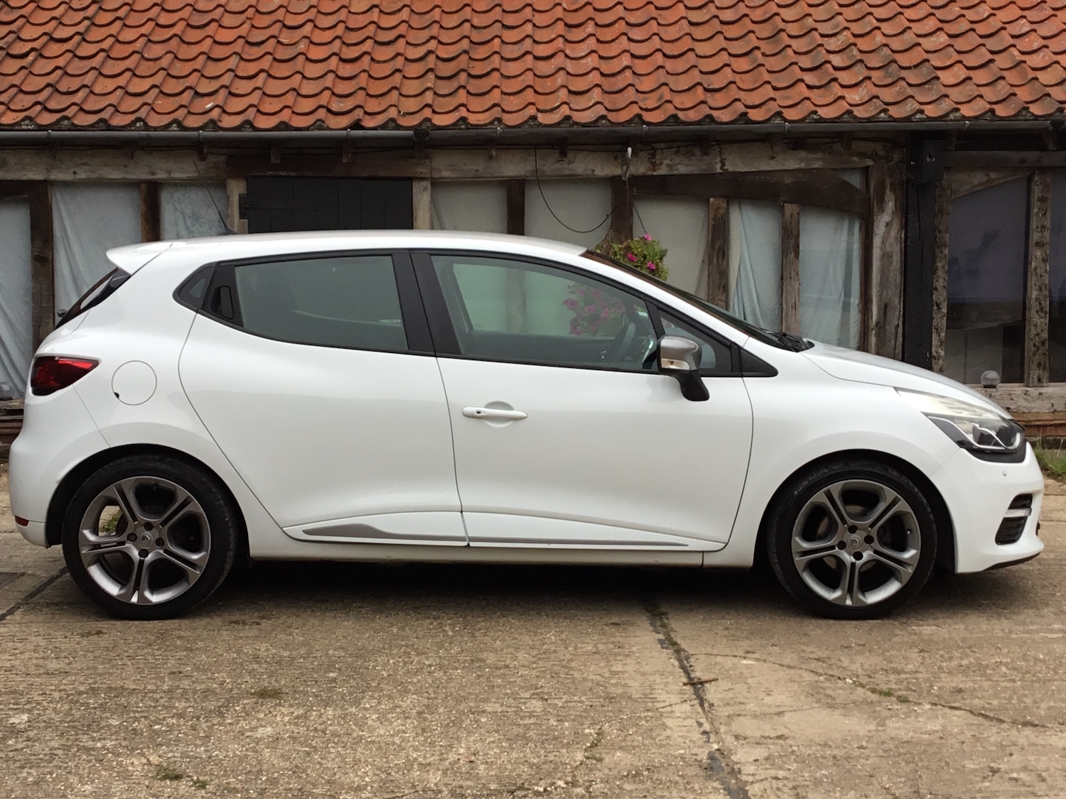 Used Renault Clio 2015 for sale - 76578125: Photo 4