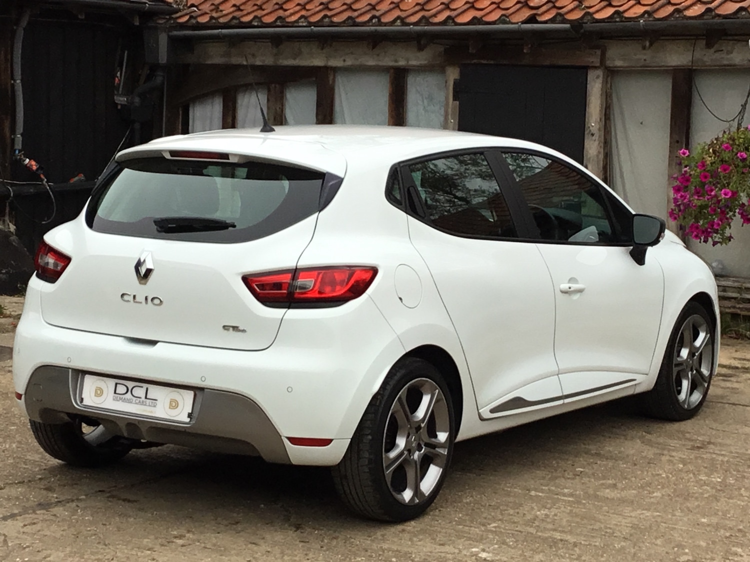 Used Renault Clio 2015 for sale - 76578125: Photo 5