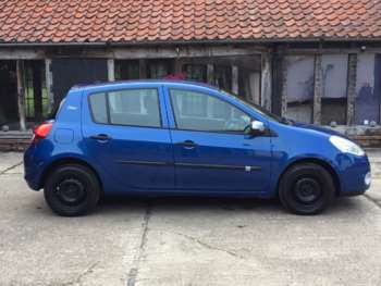 Used Renault Clio 2011 for sale - 74964610: Photo