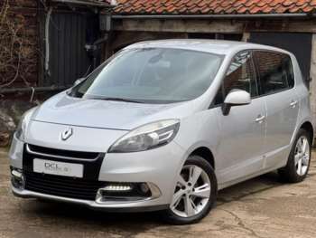 2013 (62) - 1.5 dCi Dynamique TomTom 5dr