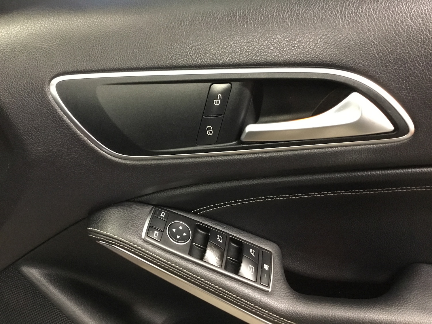 Used Mercedes-Benz A-Class 2015 for sale - 77002301: Photo 16