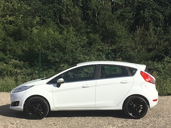 Used Ford Fiesta 2015 for sale - 79162287: Photo