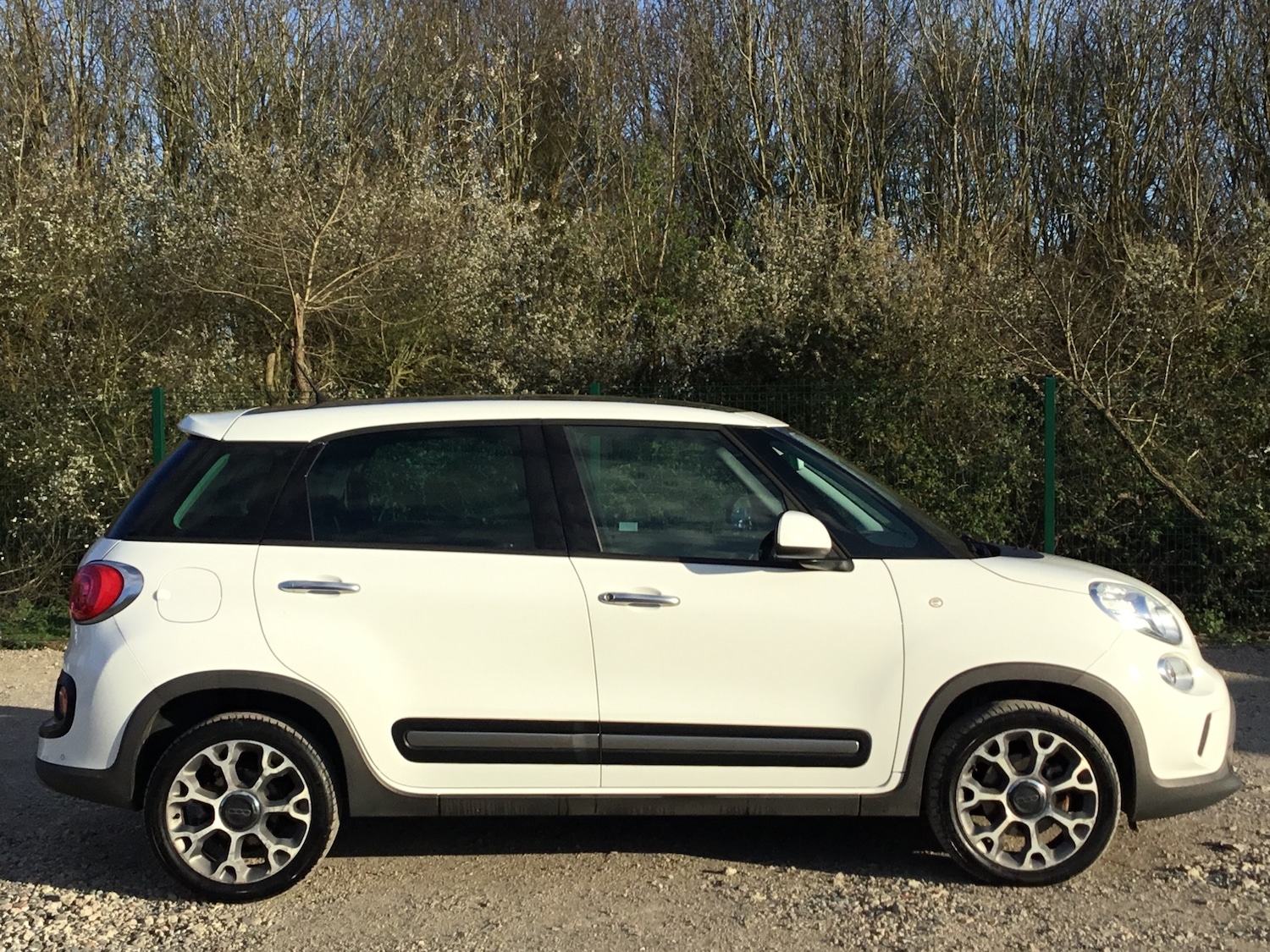 Used Fiat 500L 2015 for sale - 78120854: Photo 4