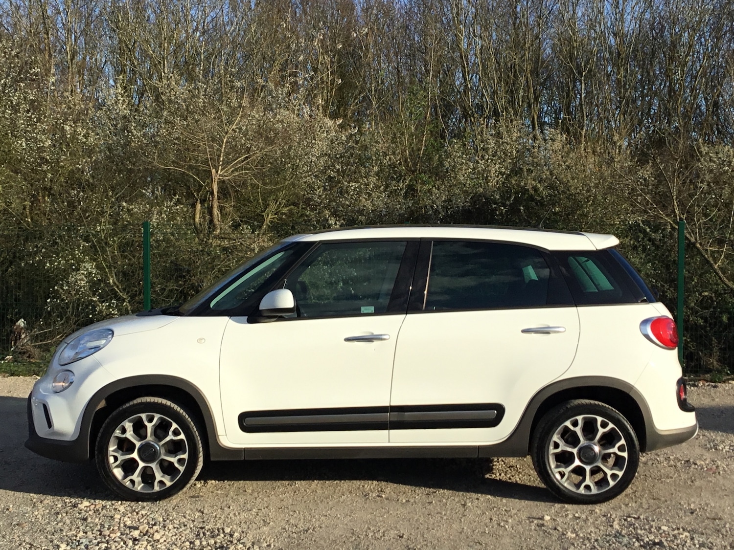 Used Fiat 500L 2015 for sale - 78120854: Photo 8