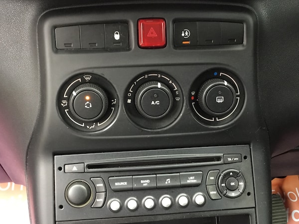Used Citroen C3 Picasso 2011 for sale - 76170784: Photo 17
