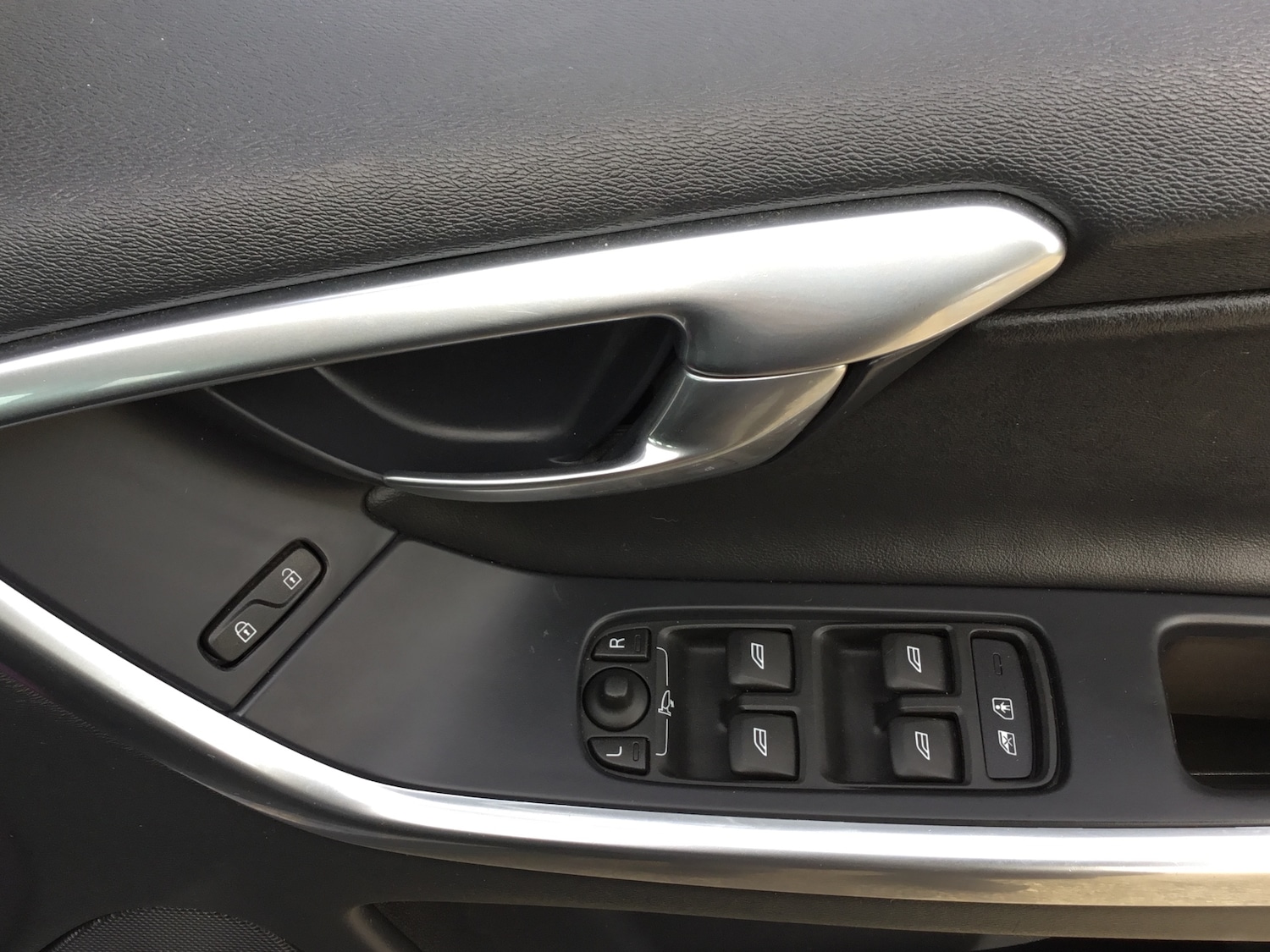 Used Volvo XC60 2014 for sale - 78209814: Photo 17