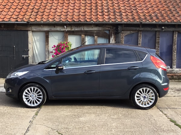 Used Ford Fiesta 2012 for sale - 76065708: Photo 8