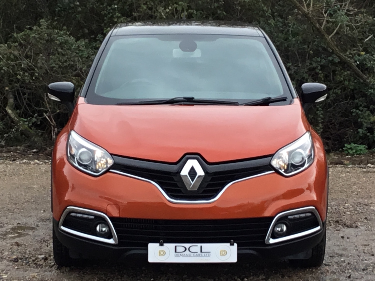 Used Renault Captur 2015 for sale - 76892642: Photo 2