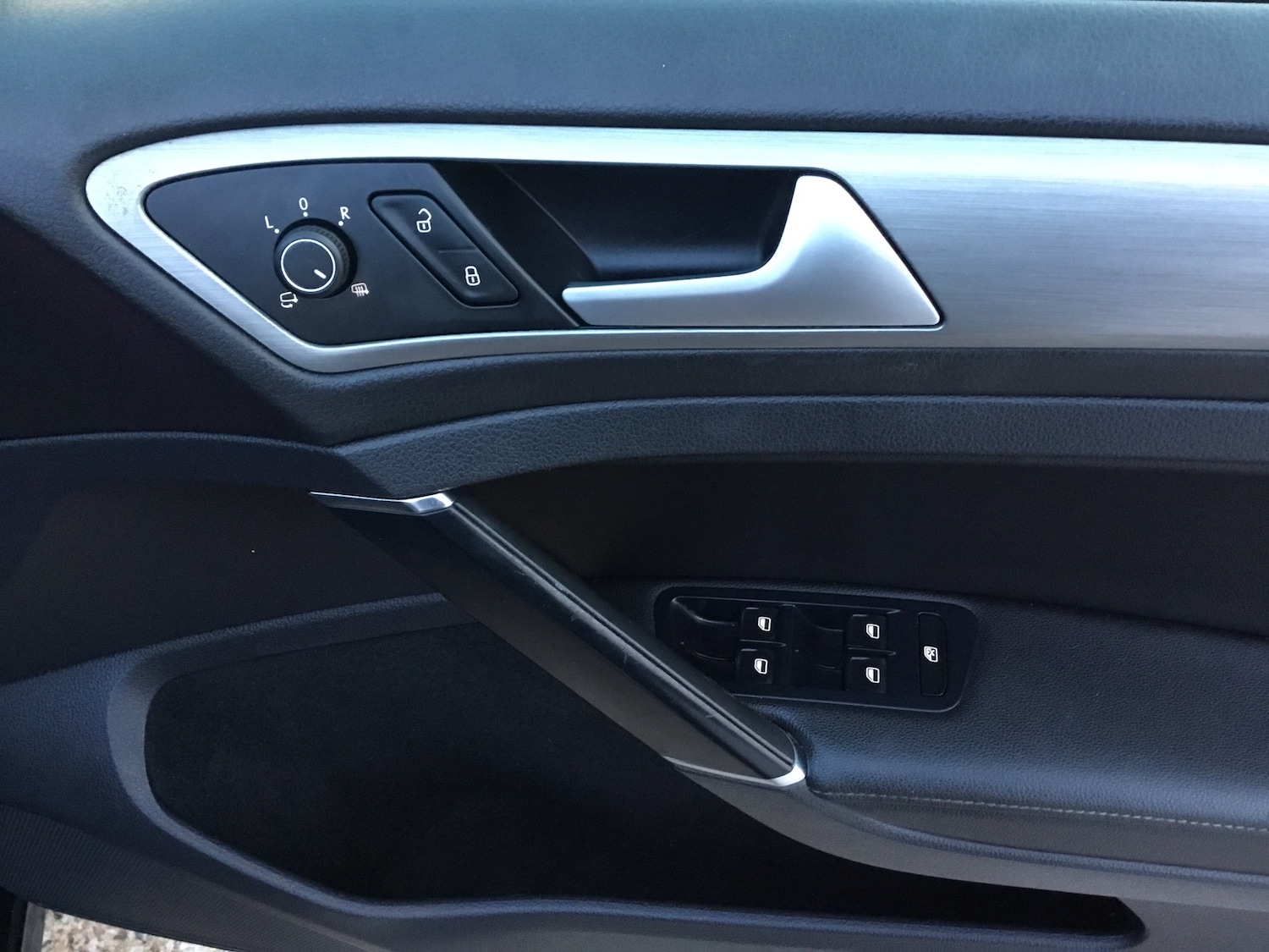 Used Volkswagen Golf 2015 for sale - 77136604: Photo 17