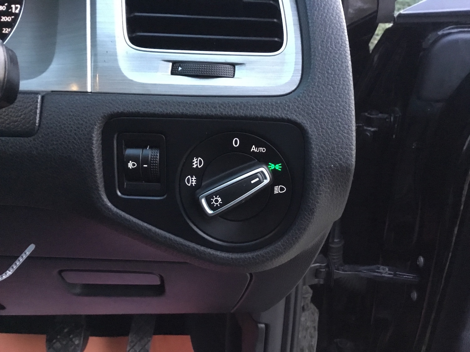 Used Volkswagen Golf 2015 for sale - 77136604: Photo 18