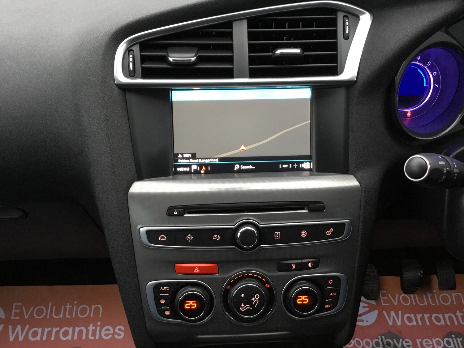 Used Citroen C4 2017 for sale - 76853446: Photo 15