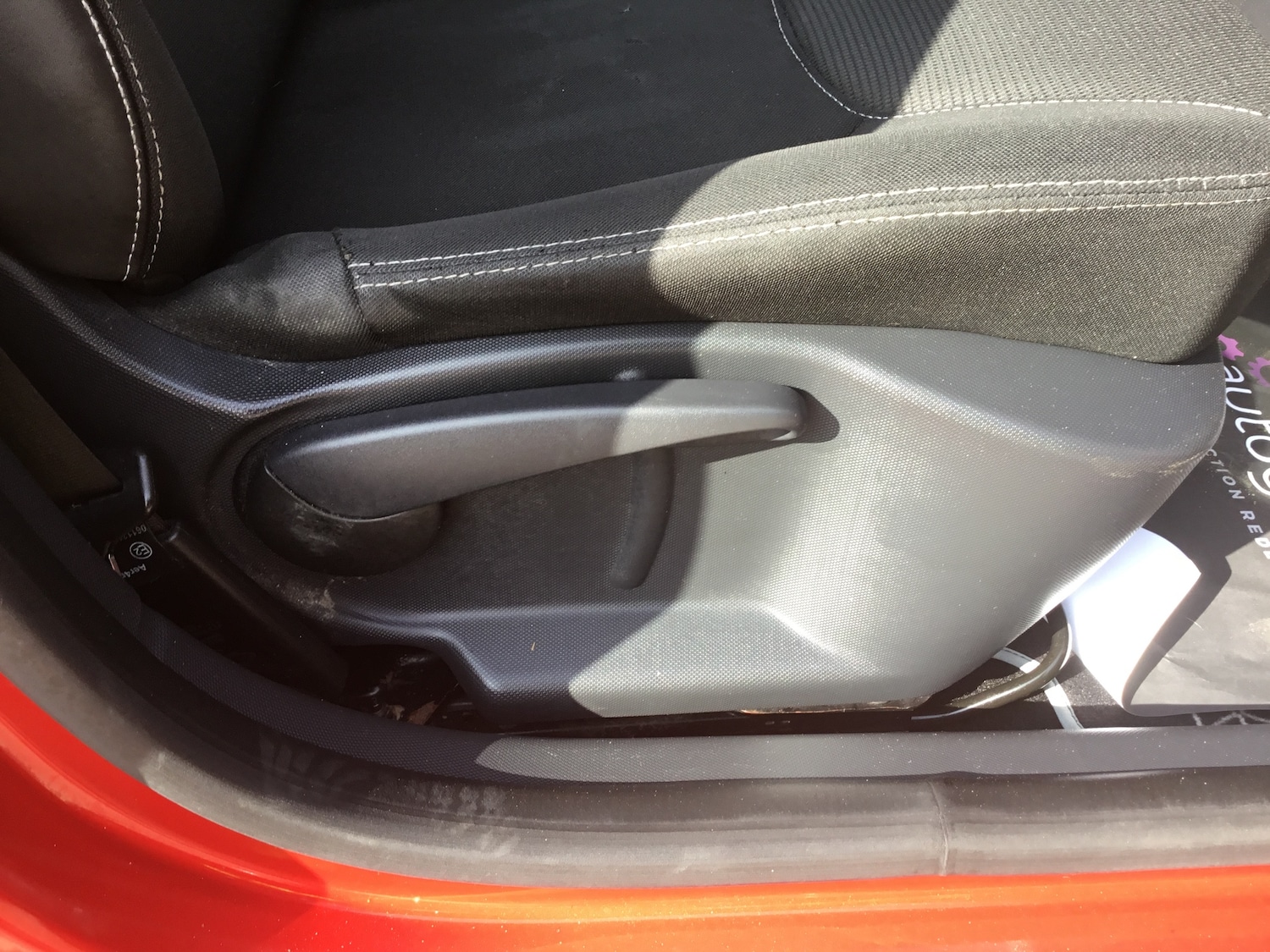 Used Renault Clio 2013 for sale - 76682109: Photo 16