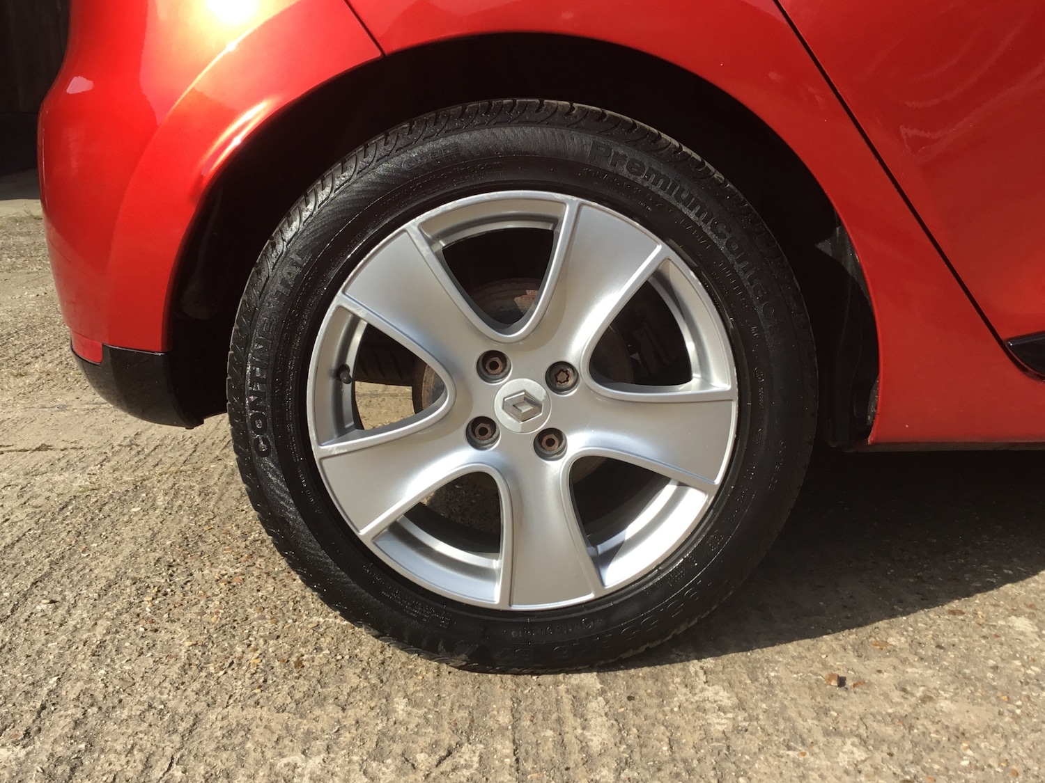 Used Renault Clio 2013 for sale - 76682109: Photo 19