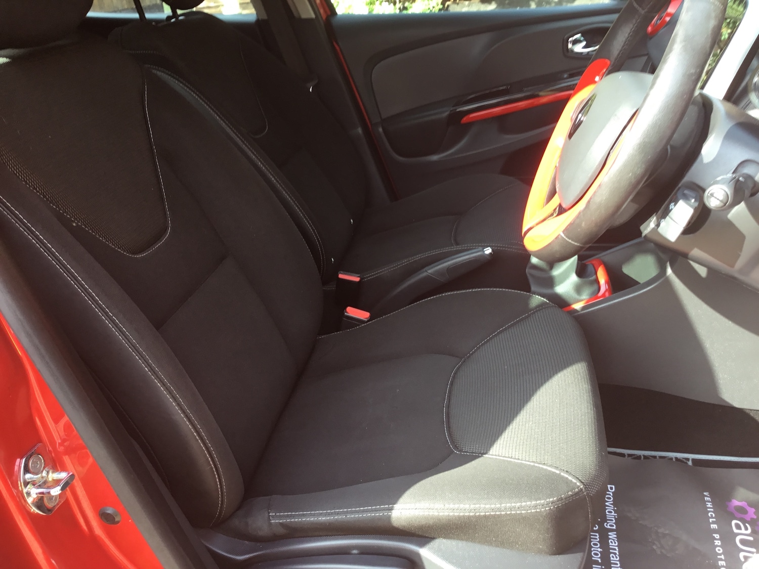 Used Renault Clio 2013 for sale - 76682109: Photo 9