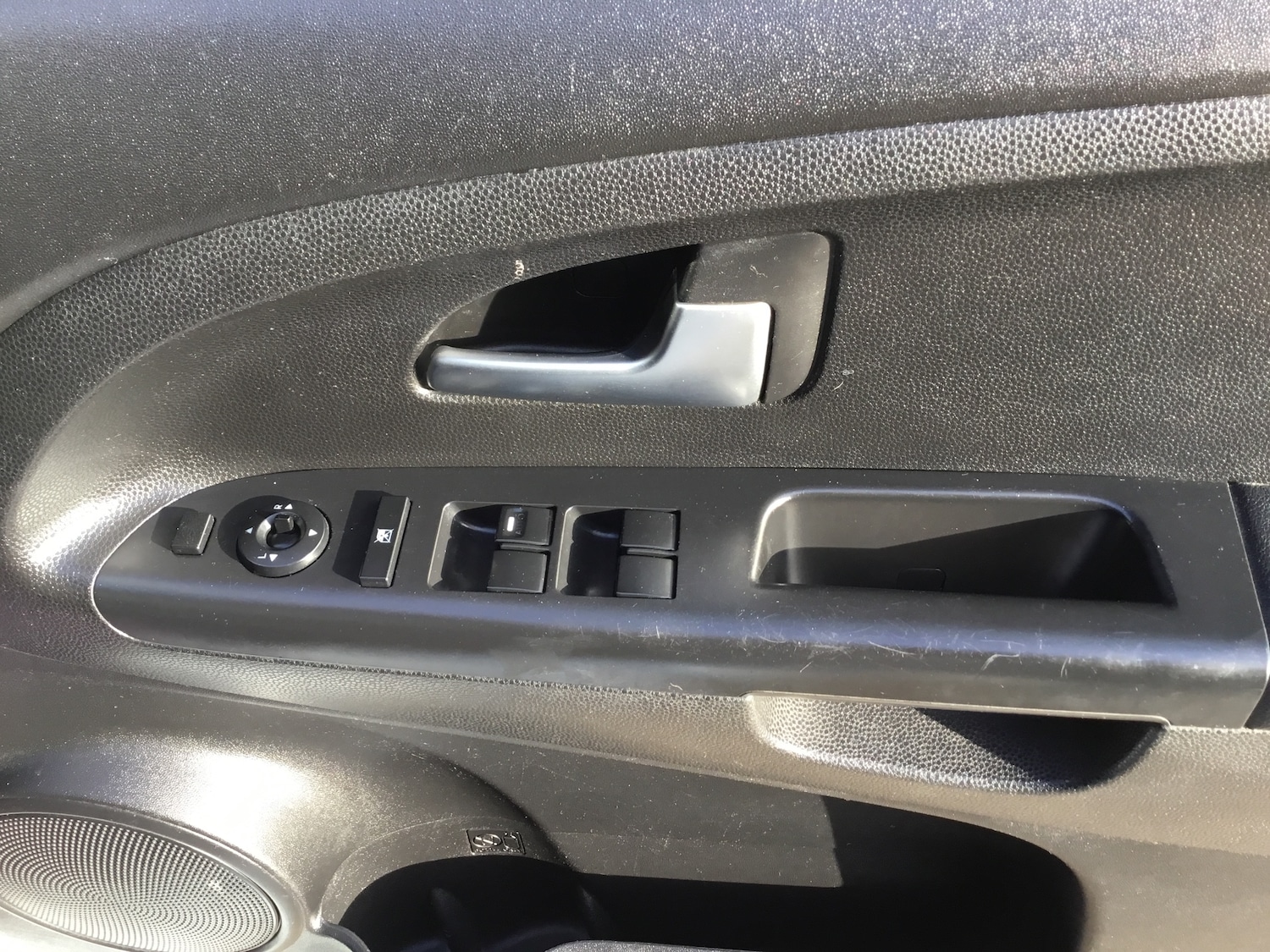 Used Kia Venga 2013 for sale - 76316340: Photo 18