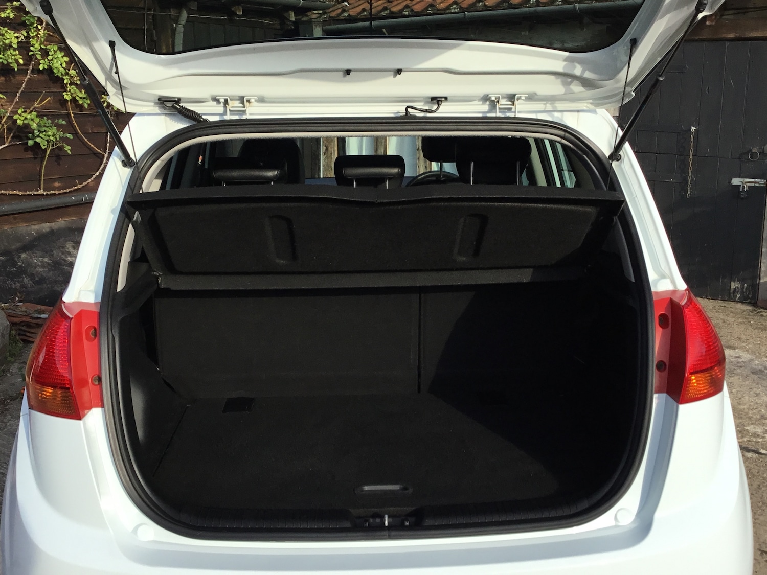 Used Kia Venga 2013 for sale - 76316340: Photo 20